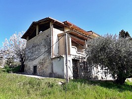 Porzione di casa in vendita contrada san vincenzo Vacri (CH)