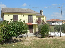 Villa bifamiliare in vendita Via Pietrara 42 Lettomanoppello (PE)