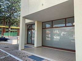 Negozio o Locale in vendita via otranto Spoltore (PE)