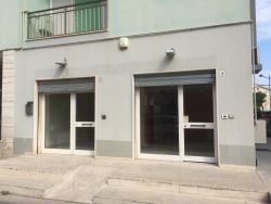 Negozio o Locale in vendita via piemonte Montesilvano (PE)