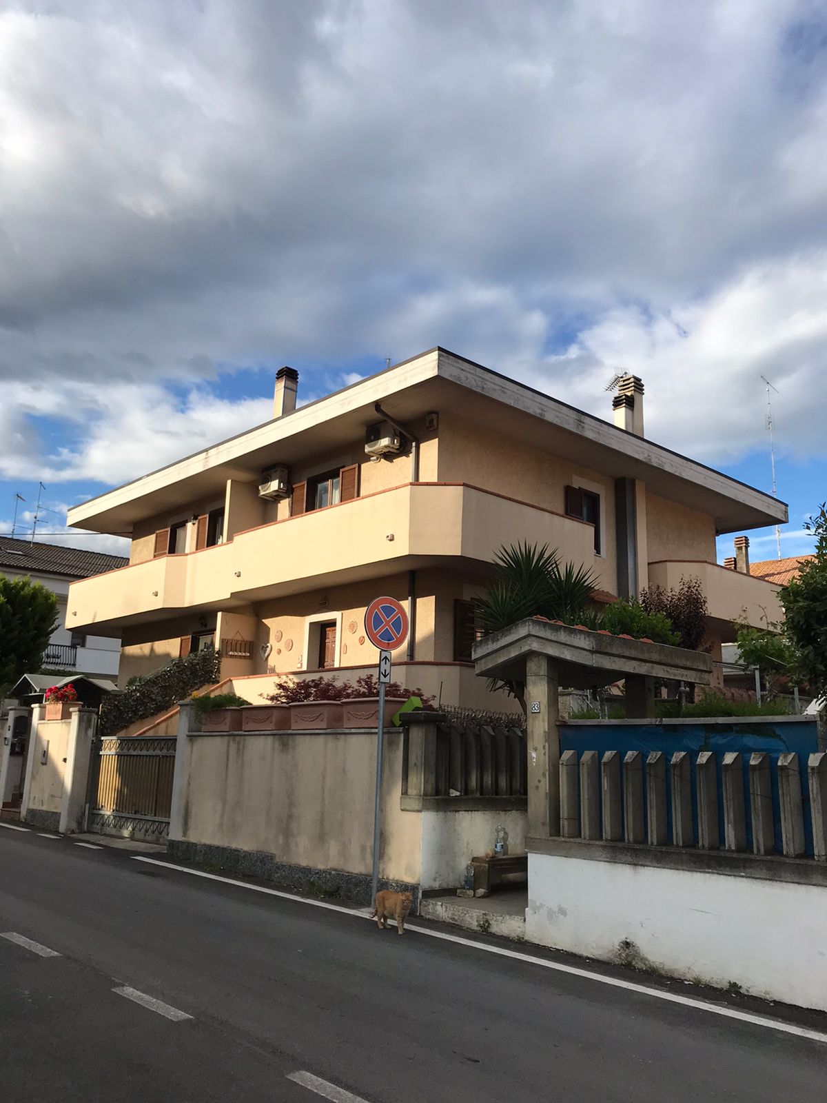 Villa a schiera in vendita via pascoli Cappelle sul Tavo (PE)