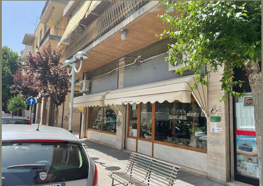 Negozio o Locale in vendita  Chieti (CH)