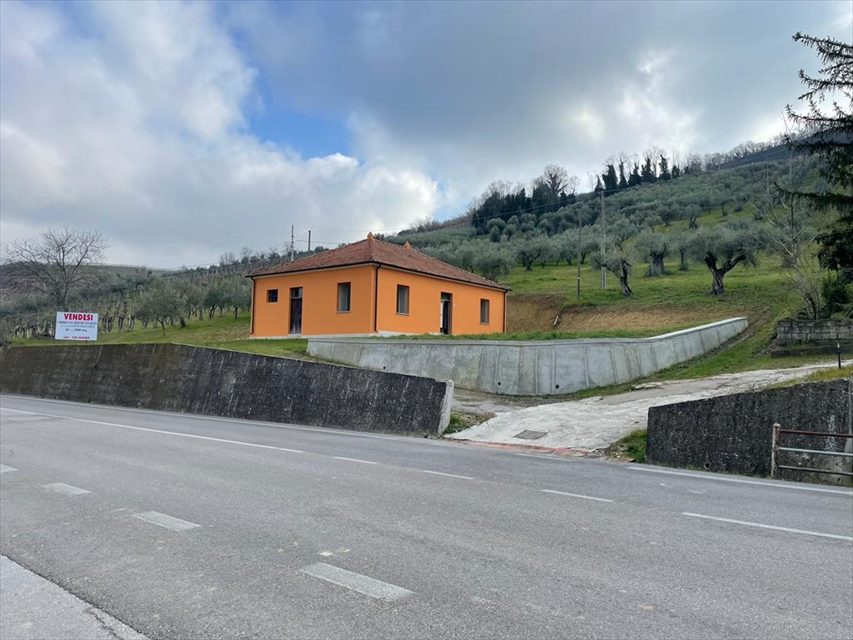 Casa indipendente in vendita  Casacanditella (CH)