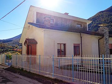 Casa indipendente in vendita a Villalago (AQ) via roma foto 13