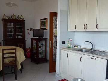 Appartamento in vendita a Prato (PO) VIALE GALILEI foto 3
