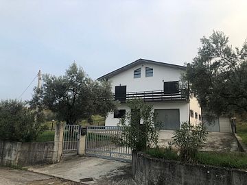 Villa in vendita a Rapino (CH) via Falasceto foto 19