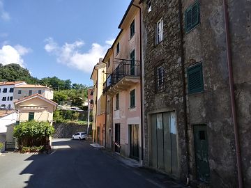 Appartamento in vendita a Castiglione Chiavarese (GE) Via Vecchia foto 16