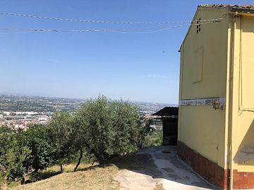 Villa in vendita a Chieti (CH) strada del Frantoio foto 19