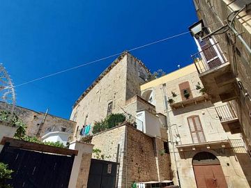Casa indipendente in vendita a Ruvo di Puglia (BA)  foto 1