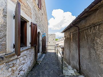 Appartamento in vendita a Santo Stefano di Sessanio (AQ)  foto 5