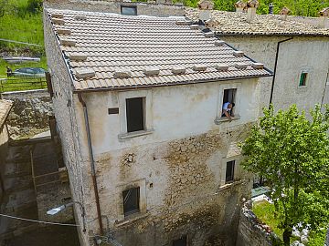 Appartamento in vendita a Santo Stefano di Sessanio (AQ)  foto 2