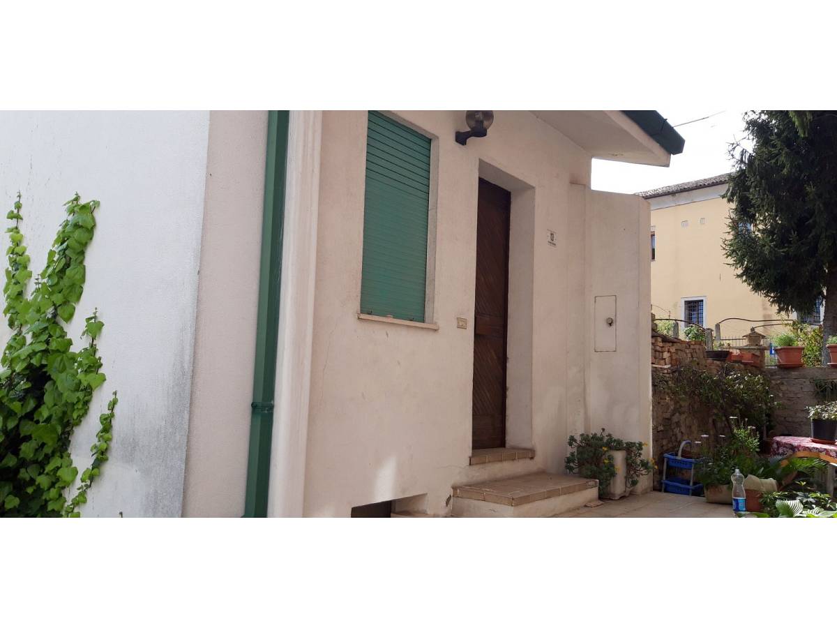 Casa indipendente in vendita in Via N. Nicolini  a Chieti - 9253735 foto 2