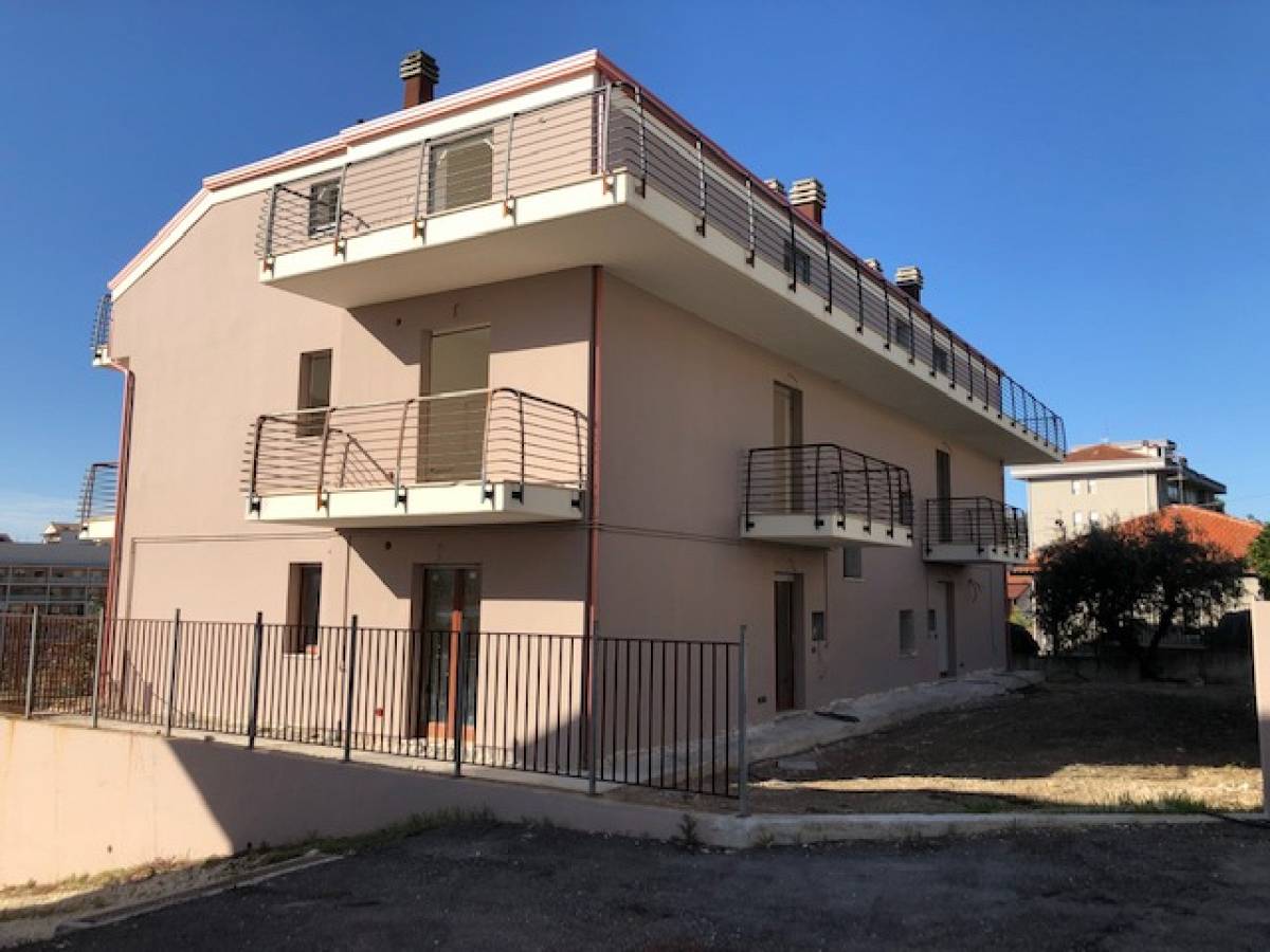 Appartamento in vendita in strada Pandolfi zona Colli a ...