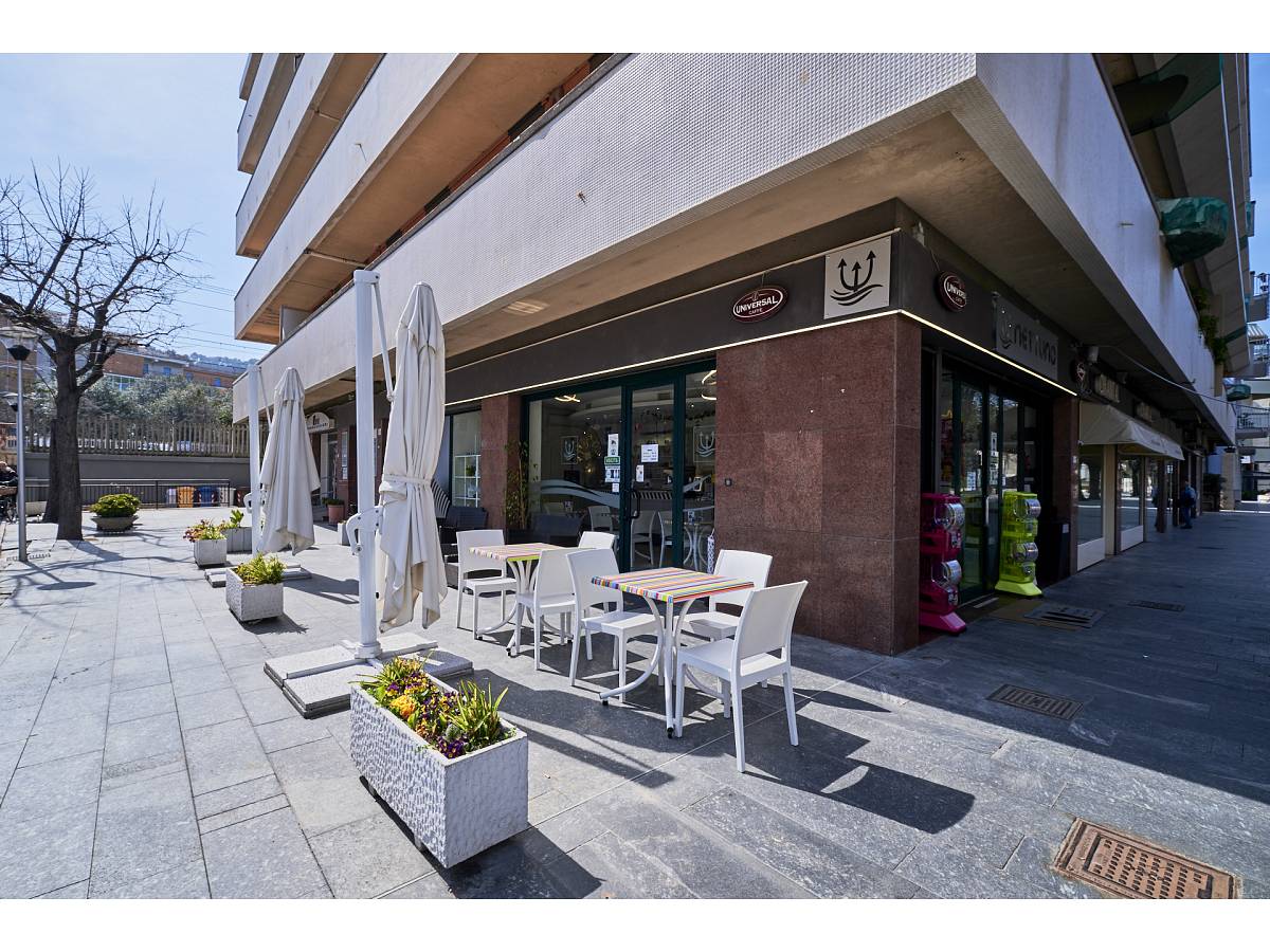 Bar in vendita in Via Nettuno 116  a Francavilla al Mare - 9819605 foto 25