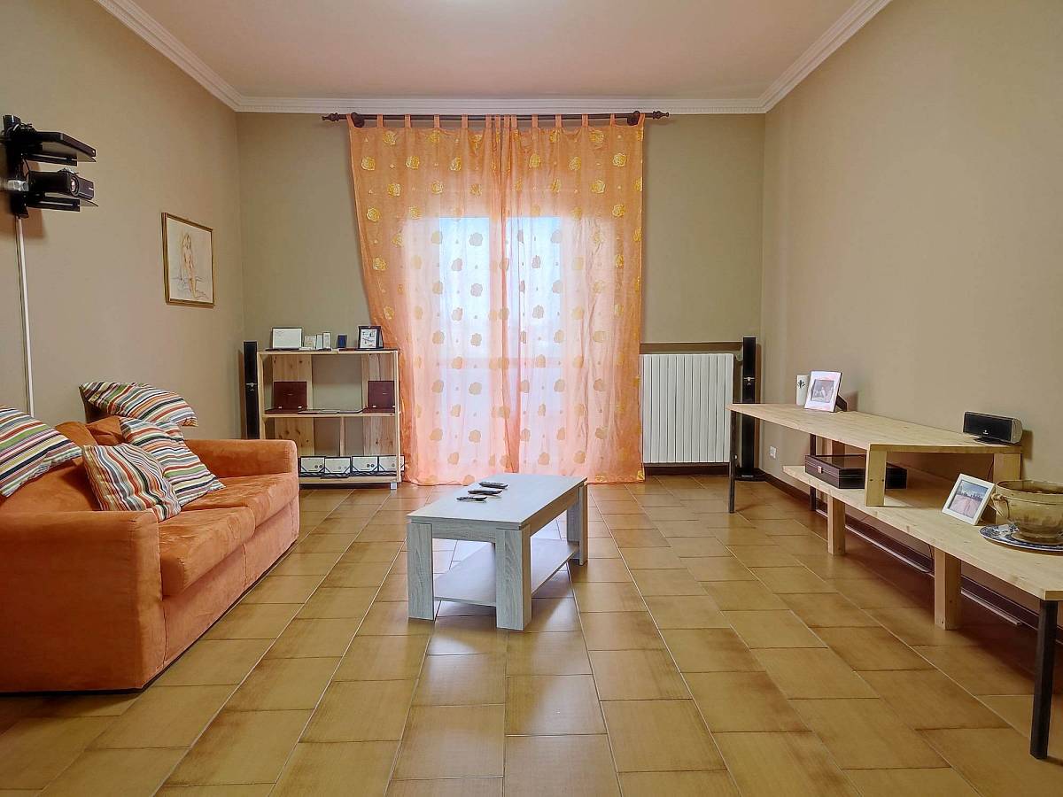Apartment for sale in Via Tommaso Di Giovanni  at Cepagatti - 4068053 foto 6