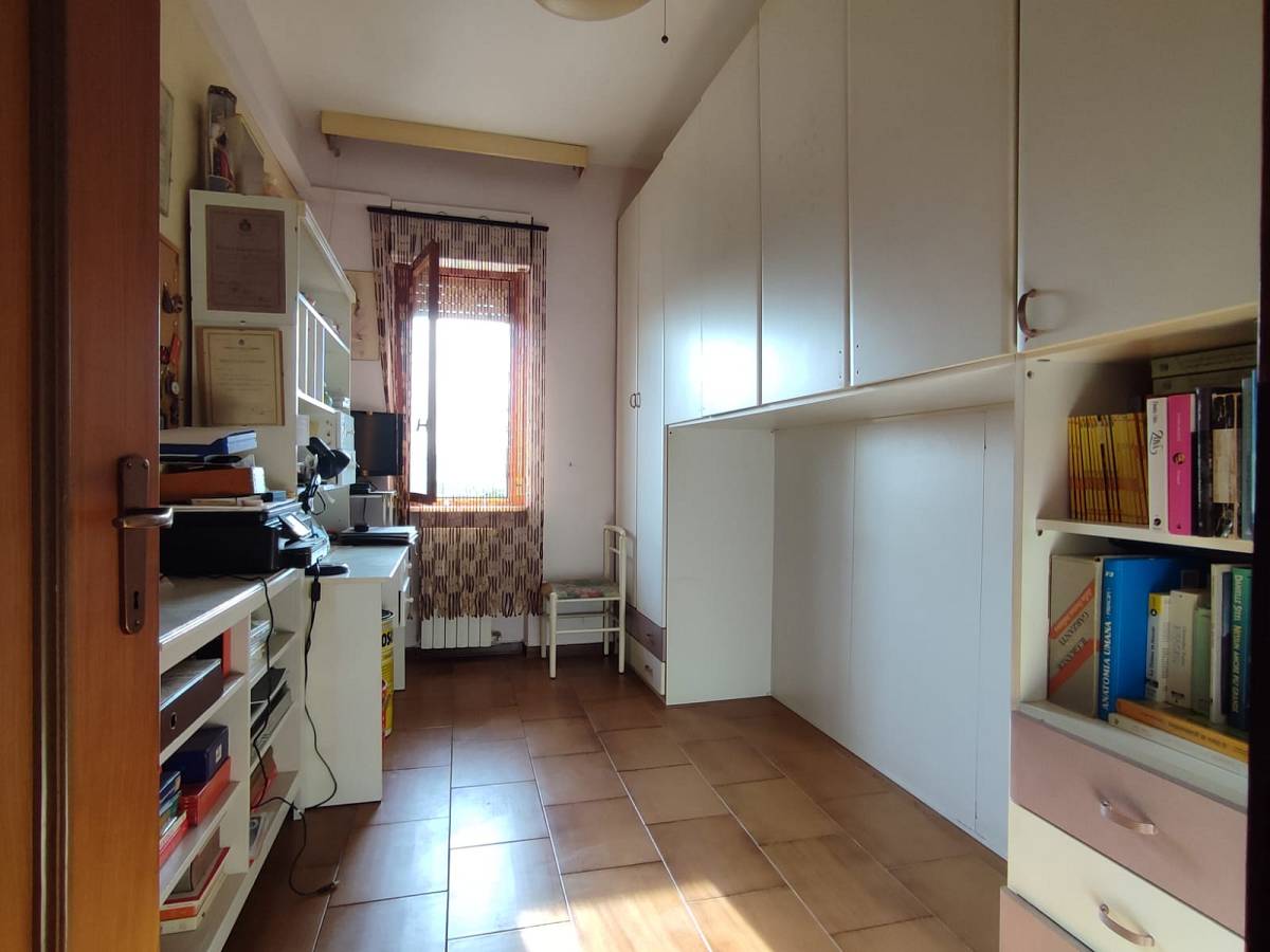 Apartment for sale in Via Tommaso Di Giovanni  at Cepagatti - 4068053 foto 18