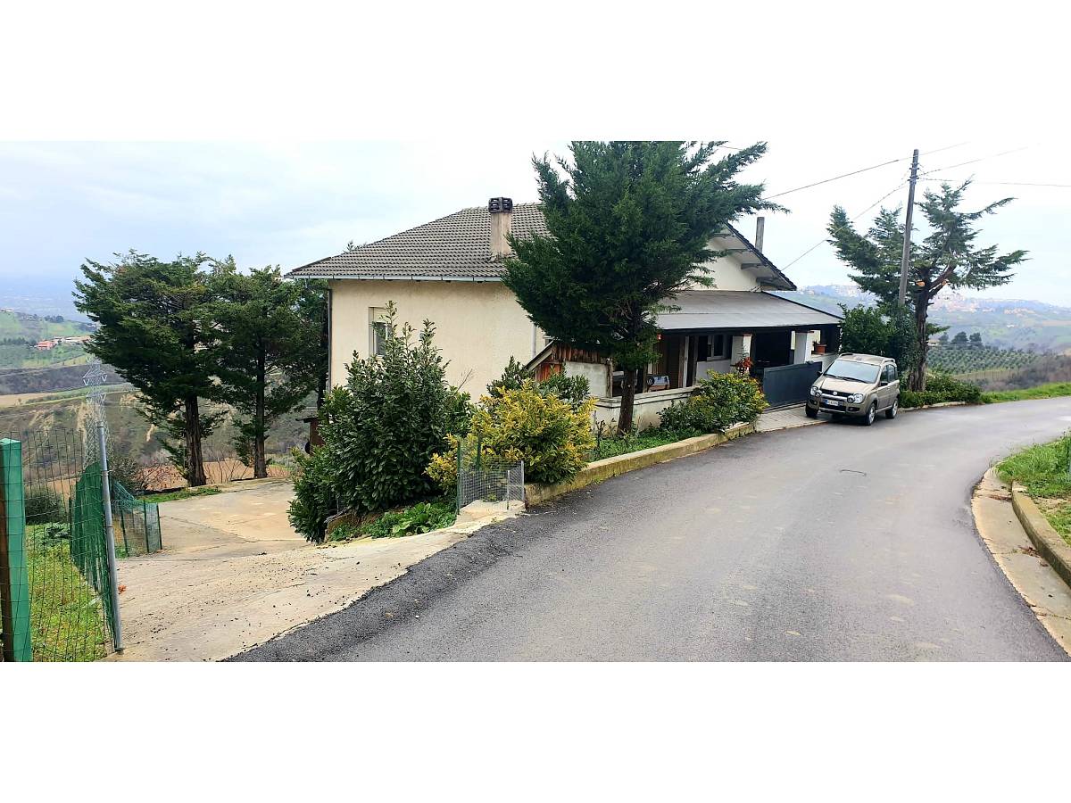 Indipendent house for sale in Via Ambrosetti, 50  at Casalincontrada - 6466853 foto 4