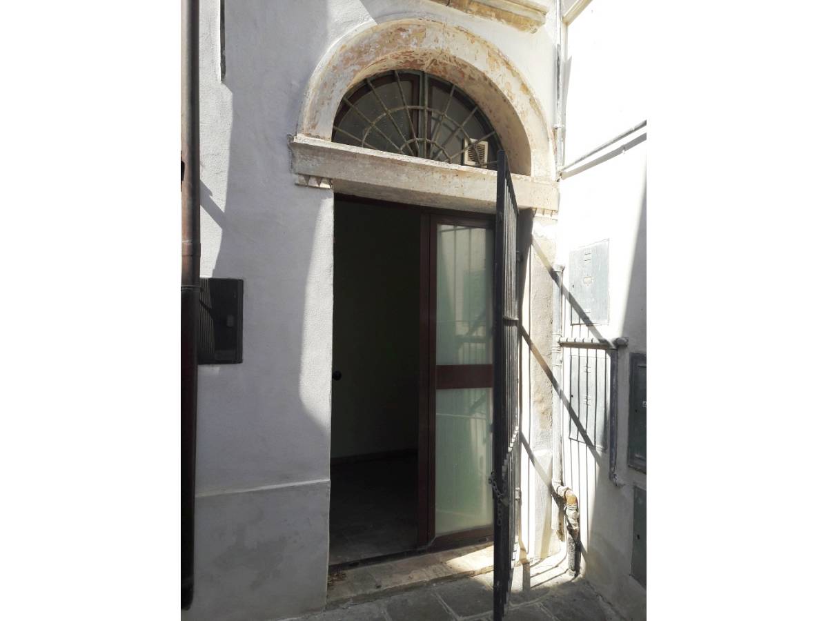 Negozio o Locale in affitto in via degli agostiniani zona S. Maria - Arenazze a Chieti - 6407105 foto 11