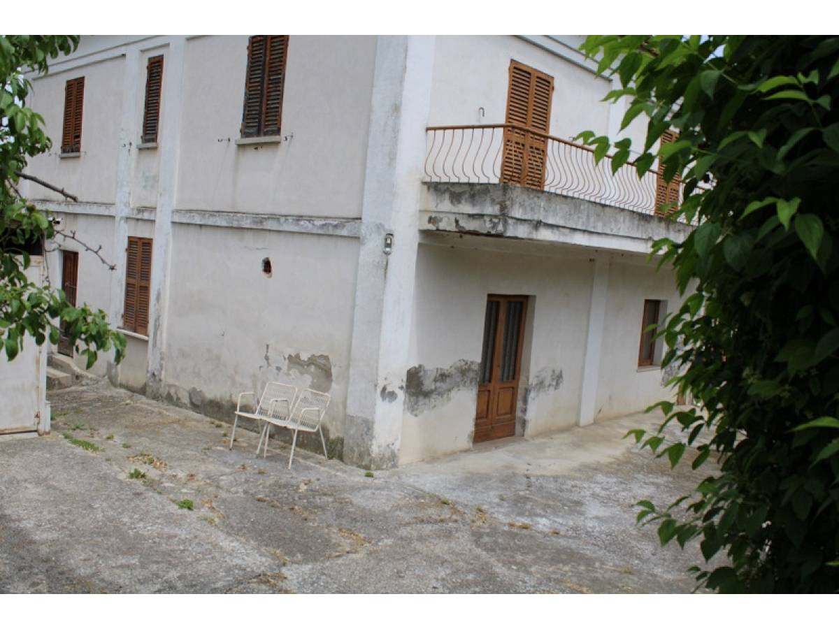 Rural house or Rustic for sale in Via dei Pioppi  at Chieti - 4387679 foto 3