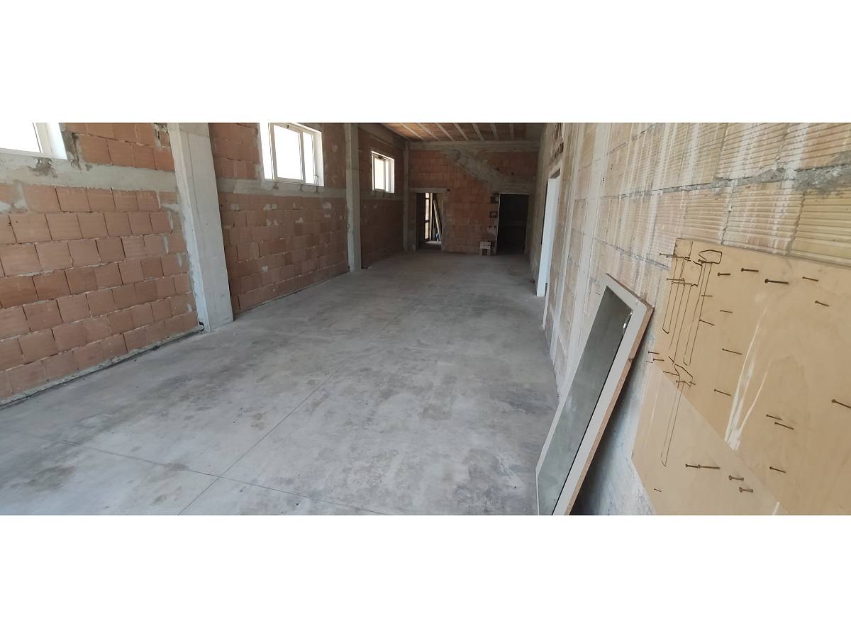 Entire building for sale in Via della Bonifica 27  at Cepagatti - 2641065 foto 11