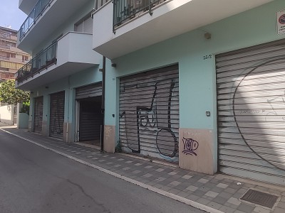 Garage in vendita a Pescara