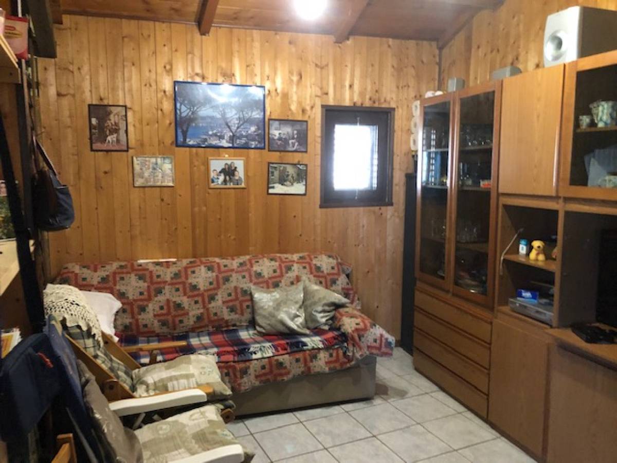 Rural house or Rustic for sale in strada provinciale  at Campotosto - 8345499 foto 9