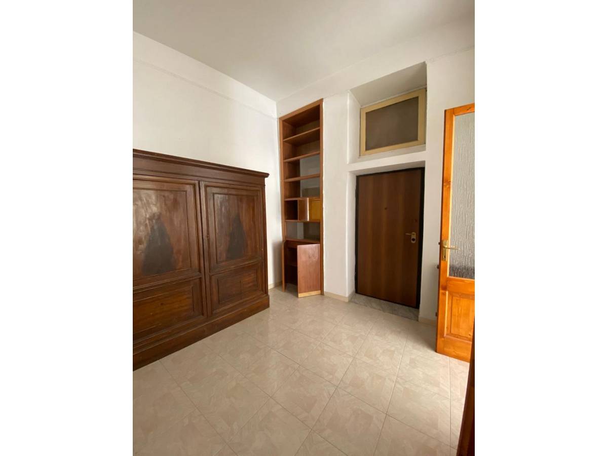 Entire building for sale in   at Popoli - 4014941 foto 2