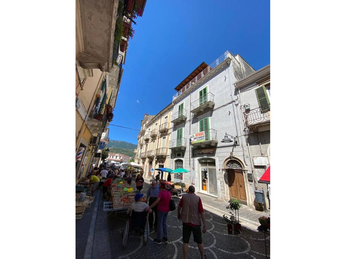 Entire building for sale in   at Popoli - 4014941 foto 11