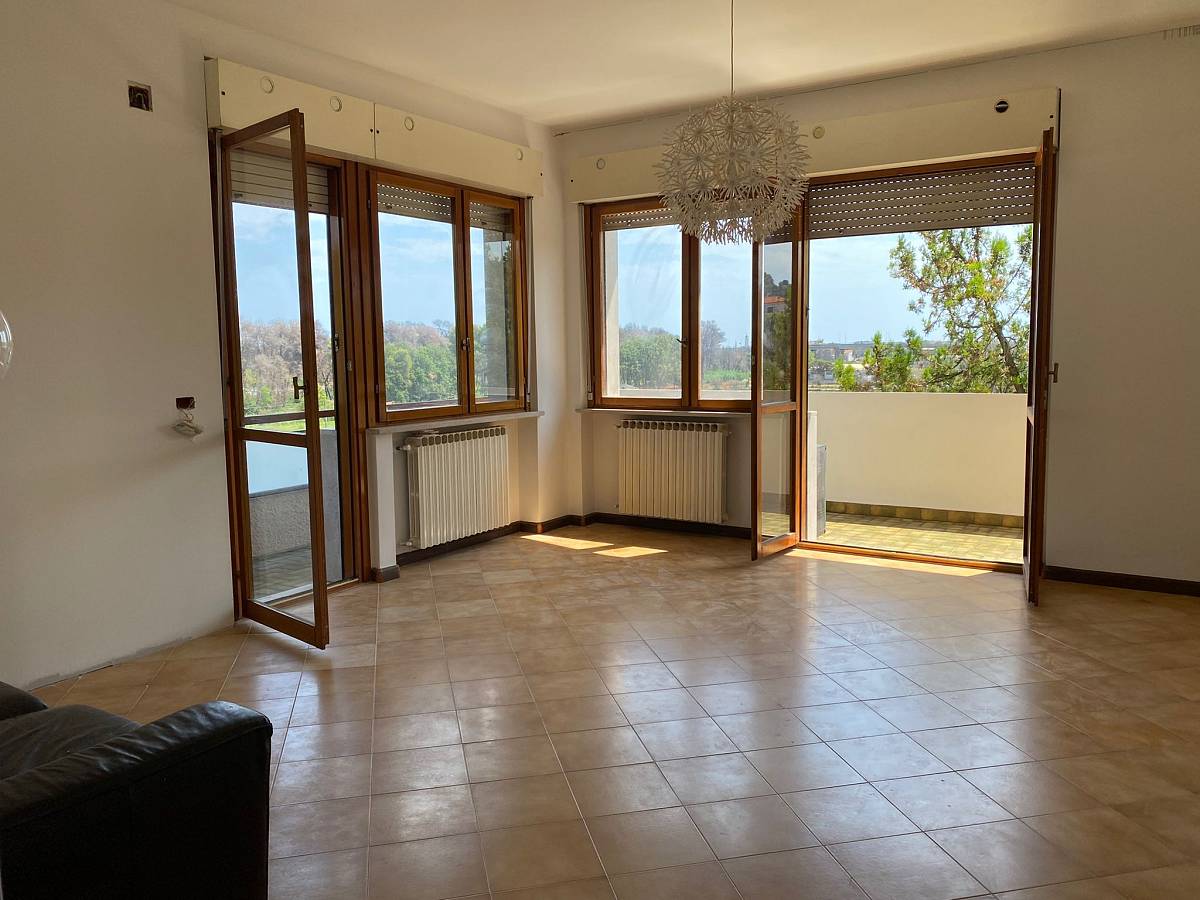 Apartment for sale in   at Pescara - 5087881 foto 8