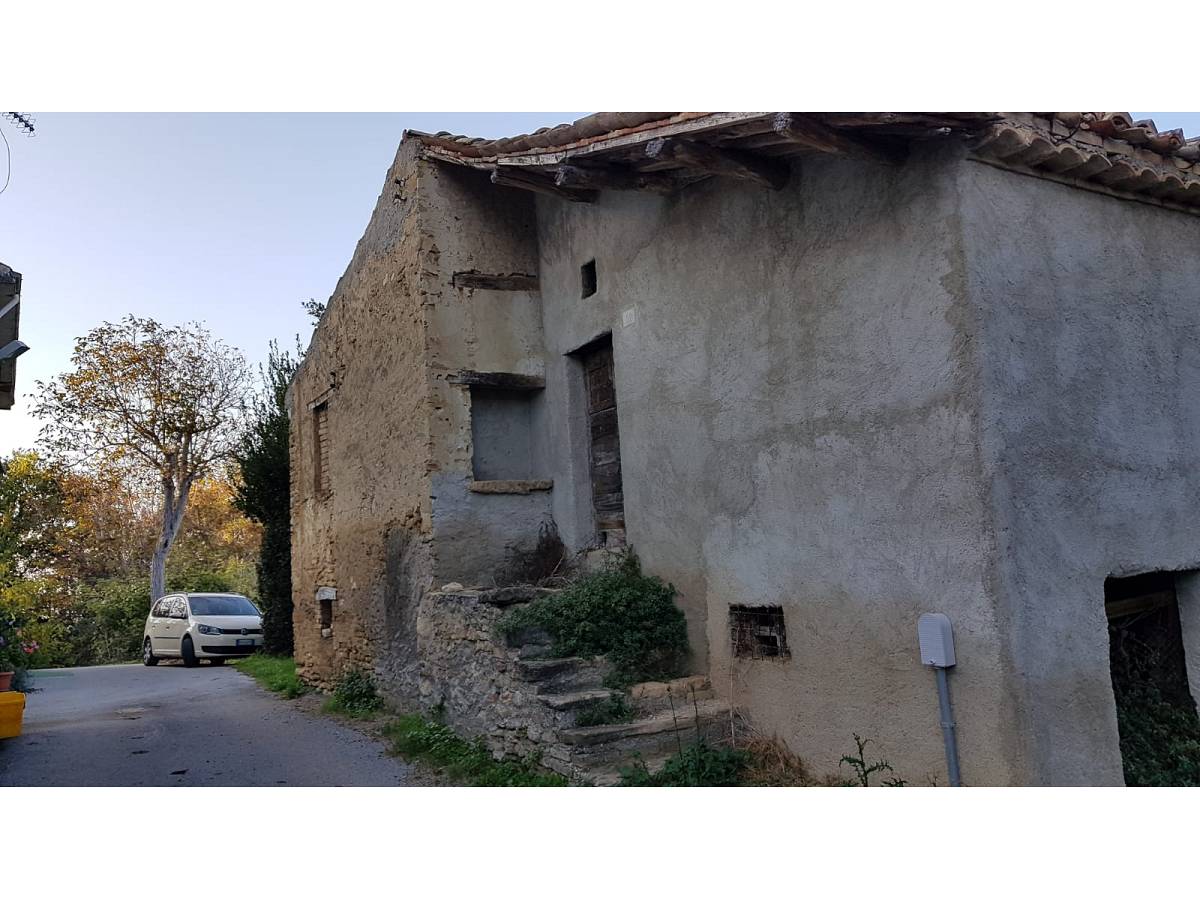 Casale o Rustico in vendita in C.da Sant'Angelo, 30  a Casacanditella - 9264306 foto 1