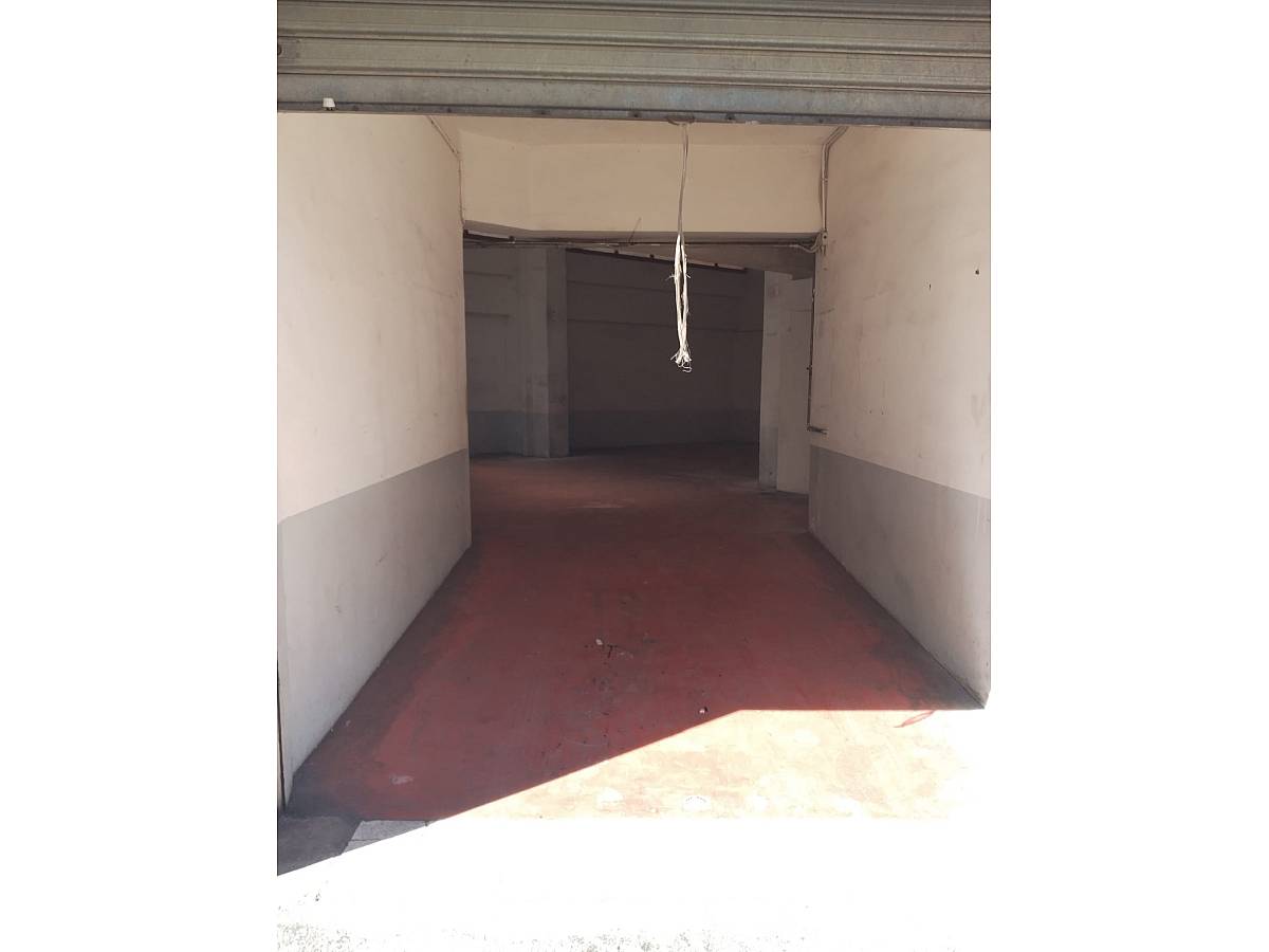 Garage in affitto in via michele milano  a Chieti - 9375340 foto 1