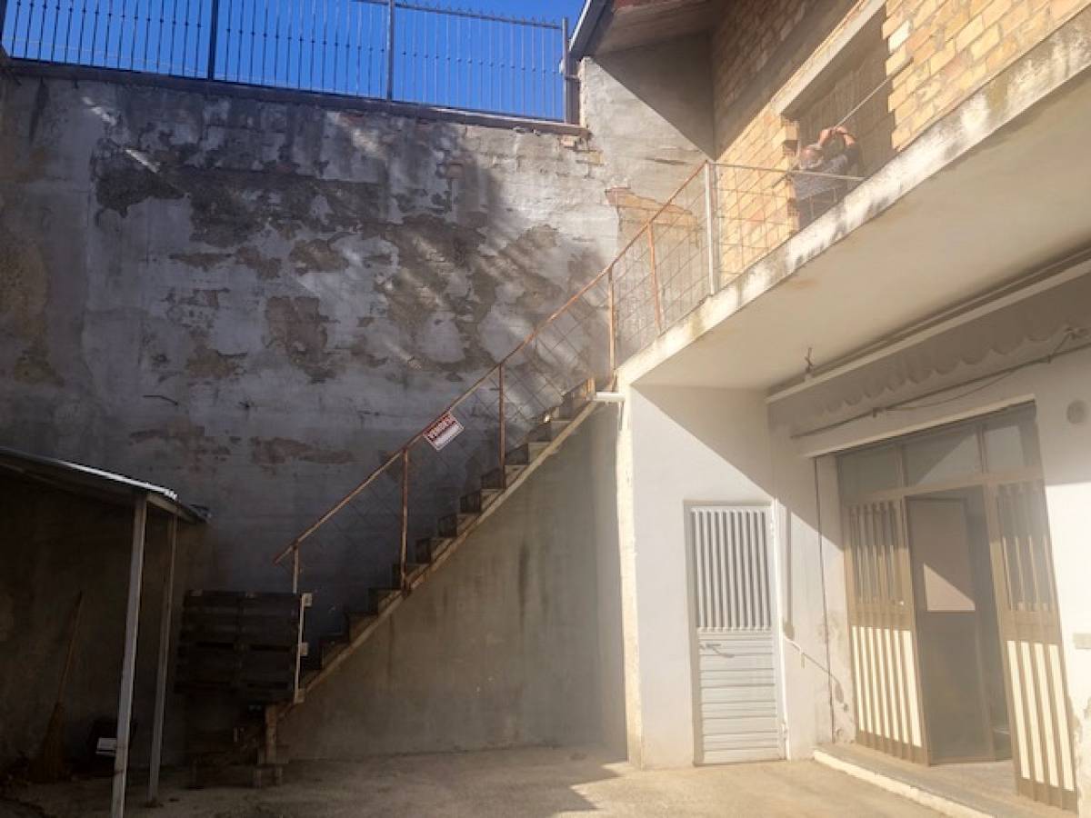 Porzione di casa in vendita in corso italia  a Giuliano Teatino - 3020313 foto 6