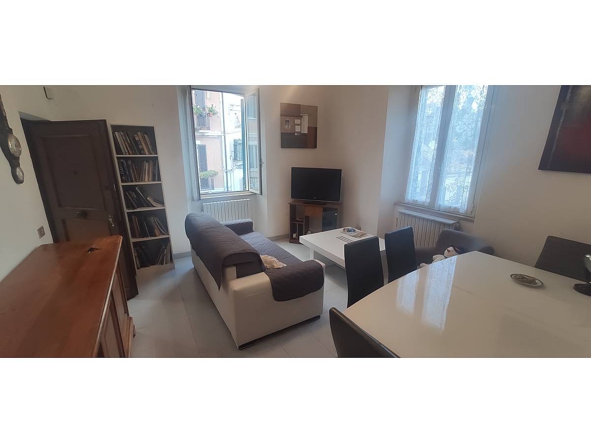 Appartamento in vendita in Via Del Tricalle 42 zona Porta Pescara - V. Olivieri a Chieti - 6970087 foto 2