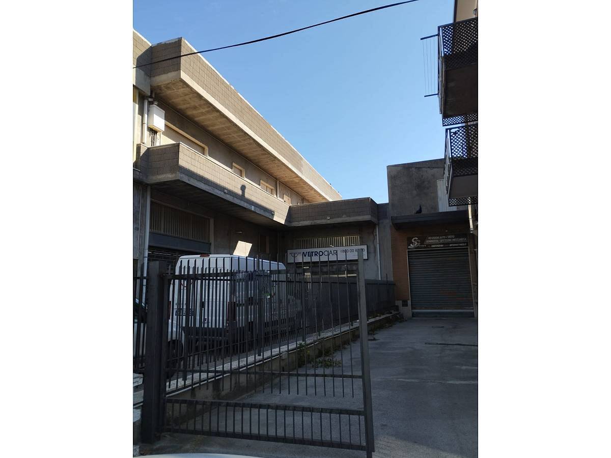 Warehouse for sale in Viale Amendola 242  in Sambuceto Centro area at San Giovanni Teatino - 8751601 foto 9