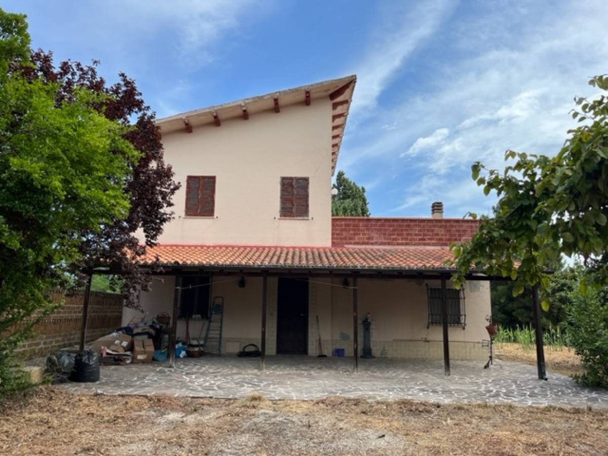 Villa in vendita in via castelluccio  a Ripa Teatina - 3430900 foto 1