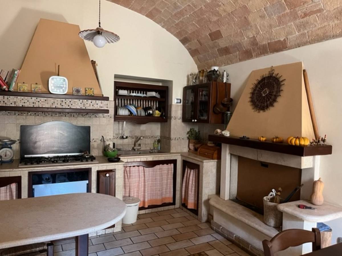 Appartamento in vendita in via dei crociferi 17 zona Porta Pescara - V. Olivieri a Chieti - 3084946 foto 4