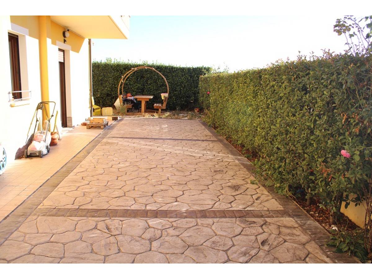 Appartamento in vendita in contrada Tratturo  a Rosciano - 5625005 foto 4
