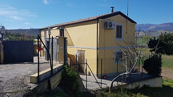 Casa indipendente in vendita CONTRADA PASSO CORDONE Loreto Aprutino (PE)