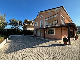 Villa bifamiliare in vendita via Val di foro 85 Ripa Teatina (CH)