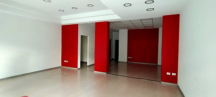 Negozio o Locale in affitto via Nicola Fabrizi Pescara (PE)