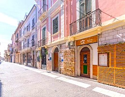 AttivitÃ  commerciale food in vendita CORSO MANTHONE 54 Pescara (PE)