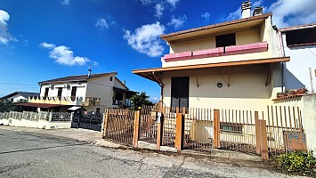 Casa indipendente in vendita strada villaggio del fanciullo Chieti (CH)