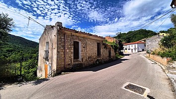 Porzione di casa in vendita via rotabile provinciale Carpineto Sinello (CH)