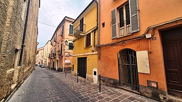 Negozio o Locale in vendita via degli agostiniani Chieti (CH)