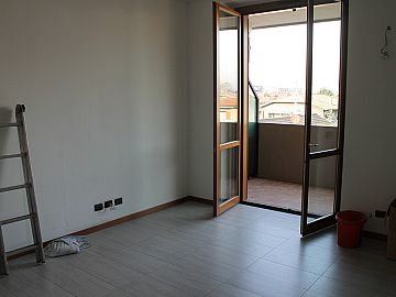 Appartamento in affitto a Limbiate (MI)  foto 1