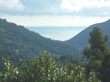 Appartamento in vendita a Rio nell'Elba (LI) Loc. La Ginestra foto 2