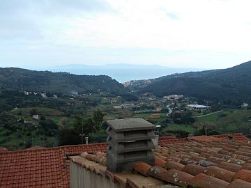 Appartamento in vendita a Rio nell'elba (LI)  foto 2