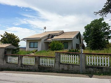 Villa in vendita a Città Sant'Angelo (PE)  foto 1
