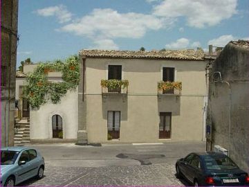 Stabile o Palazzo in vendita a Palazzolo Acreide (SR)  foto 2