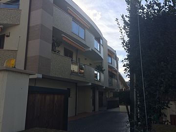 Attico in vendita a Pescara (PE) Viale Primo Vere foto 1